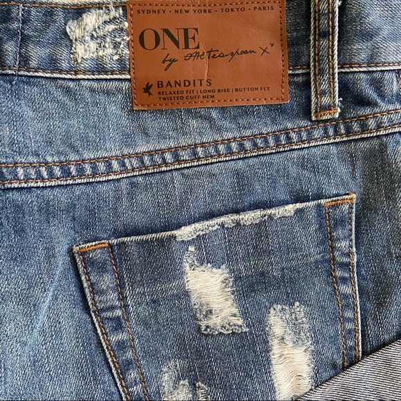One Teaspoon Bandit Jean Shorts - Picture 5 of 5